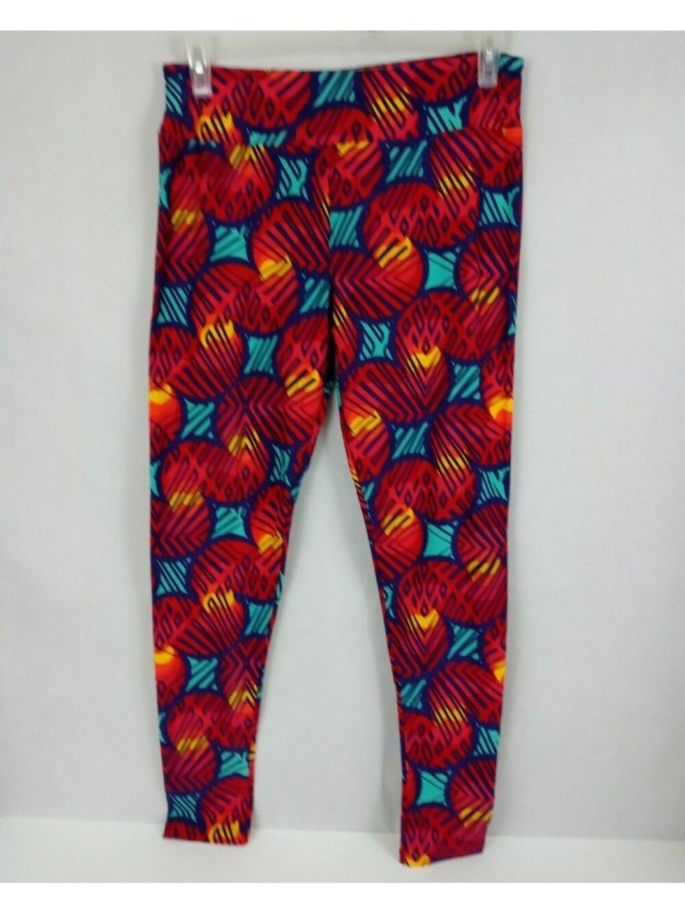 New LuLaRoe Tall & Curvy Leggings With Colorful Jungle Leaves Design